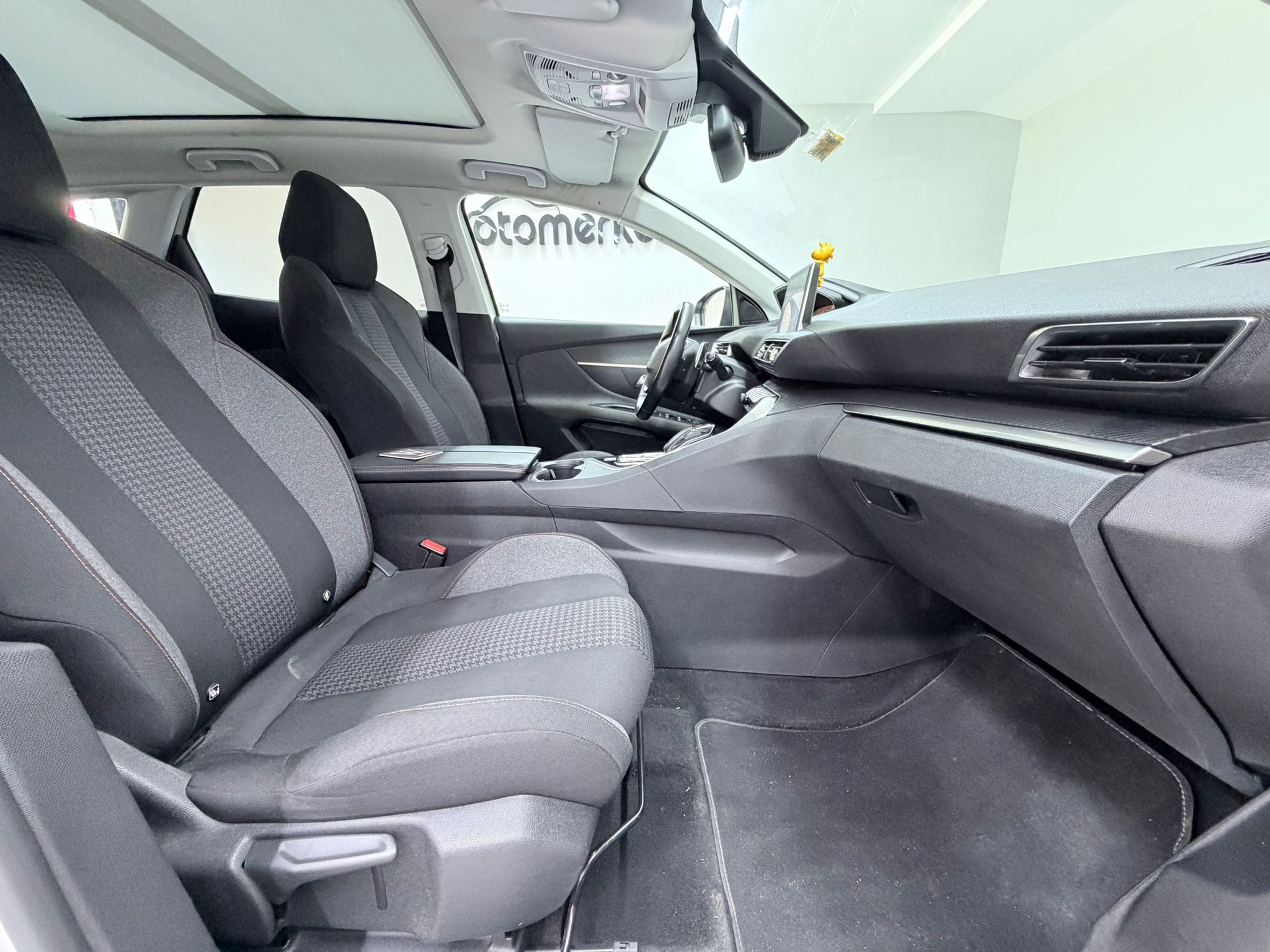 PEUGEOT 3008 25